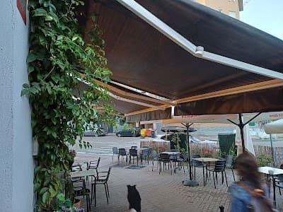 Interior of Le Coin Sucré in Madrid