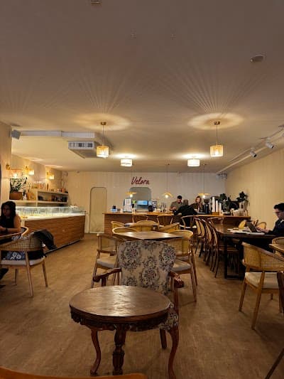 Velora Café Pâtisserie coffee