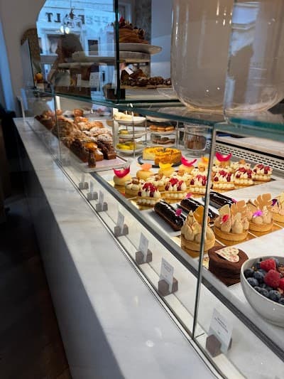 PARÉMI Boulangerie – Pâtisserie coffee