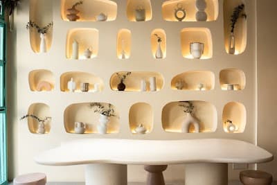 Interior of Mama Pottery in Madrid