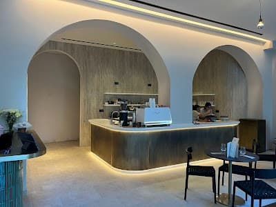 Six Harmonies Studio & Café atmosphere