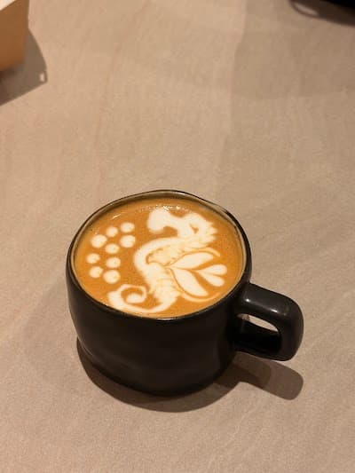 Evnia Café atmosphere