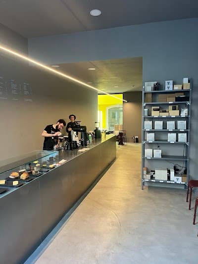 Interior of 94° | SPECIALTY COFFEE BRAND in -279 Lisboa