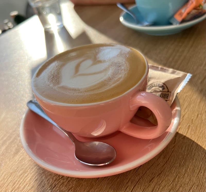 SĪTÚ Coffee & Tea (Specialty Coffee & Premium Tea) atmosphere