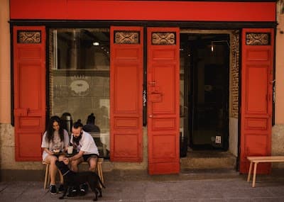Interior of Delish Vegan Doughnuts in Madrid