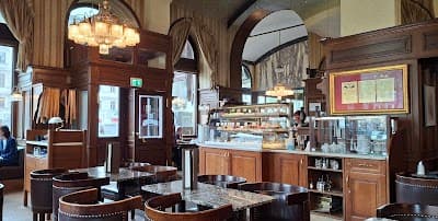 Café Schwarzenberg coffee