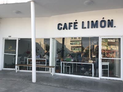 Interior of Café Limón in N.L.