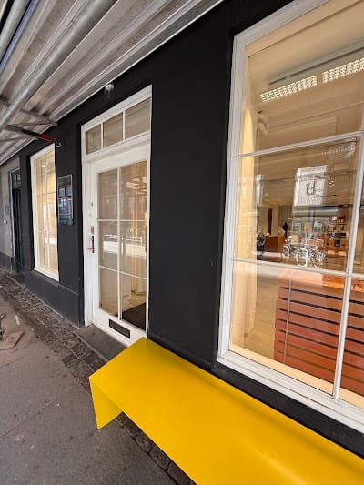 Interior of April Coffee Store & Showroom in København