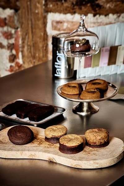 Maanna café.cacao coffee