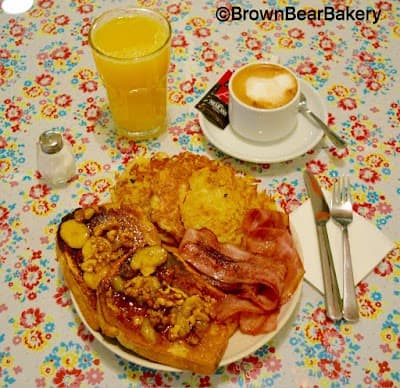Brown Bear Bakery atmosphere