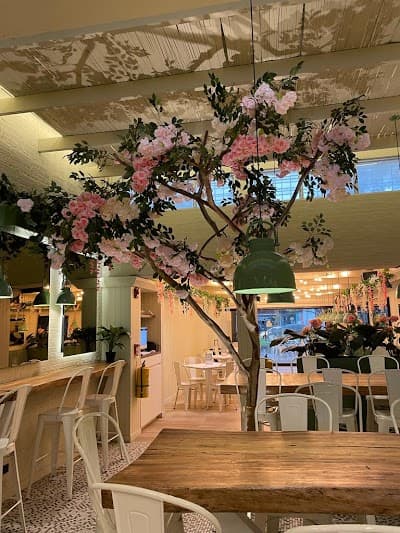 Interior of Adelaide Bake and Grill in Bogotá