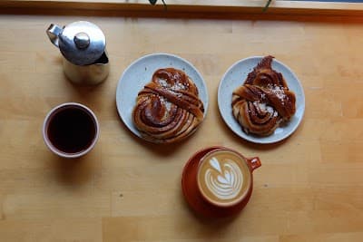 Drop Coffee Roasters atmosphere