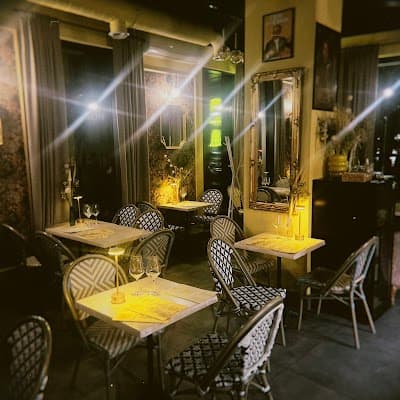 Interior of L’emotion Bistro in 00-346 Warszawa