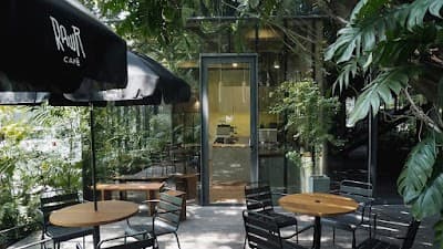 Interior of RAWR Cafe in Krung Thep Maha Nakhon 10110