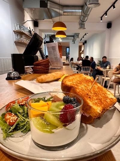 Zurch Madrid café & kitchen | Breakfast - Brunch - Lunch coffee