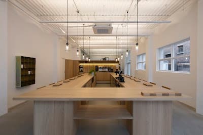 Interior of ROASTERY N5RM (로스터리 엔오알엠) in Jayang-dong