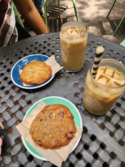 PERGAMINO Coffee Via Primavera atmosphere