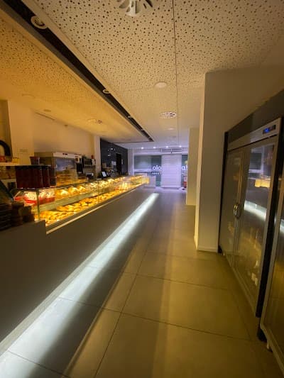 Interior of Confiteria el Polo in Murcia