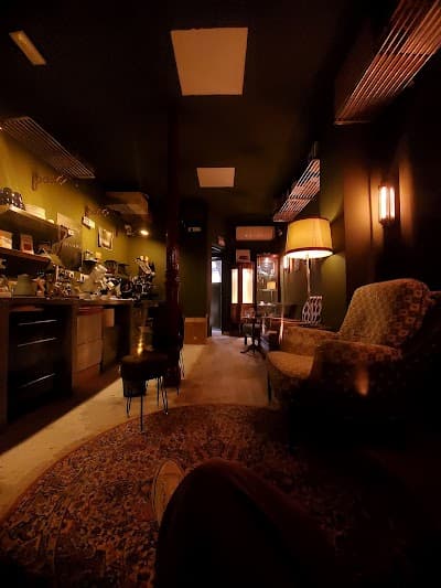 Interior of Monetagui's Coffee Club in Madrid