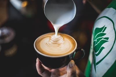 Azahar Coffee Parque 93 atmosphere
