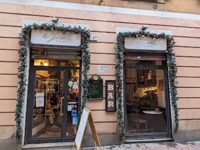 Interior of Giornali Con Caffè in Milano MI