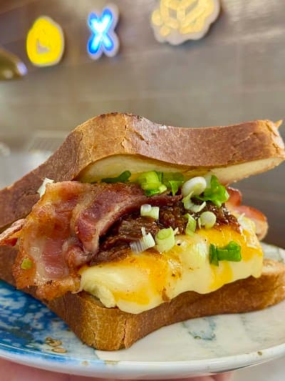 Bread x Butter Cafe Downtown coffee
