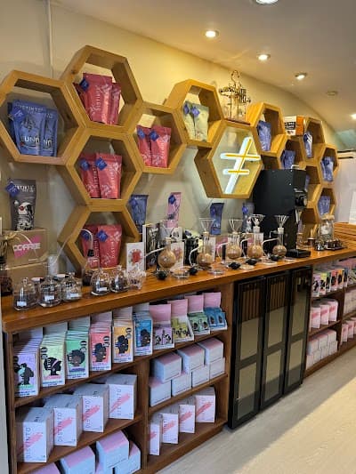 Interior of Distinto Cacao & Coffee in Bogotá