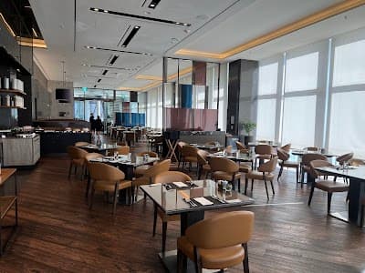 MoMo Cafe - Courtyard by Marriott Seoul Myeongdong atmosphere