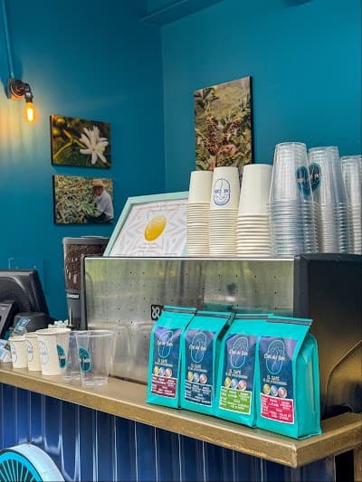 Interior of Del Salto Specialty Coffee El Chicó in Bogotá