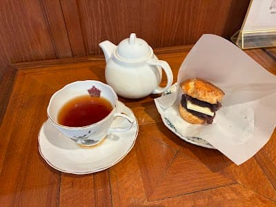 Cafe Missponne atmosphere