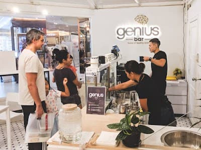Genius Bar BKK - Bone Broth Cafe atmosphere
