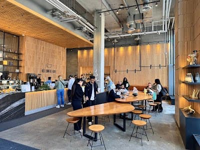 Interior of NEO COFFEE BAR KING X SPADINA in ON M5V 1K1