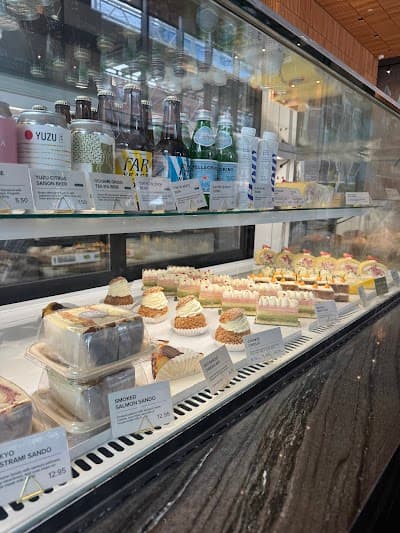 NEO COFFEE BAR KING X SPADINA coffee