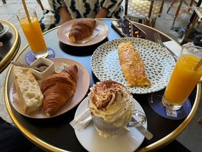 Cafe Blanchet Paris coffee