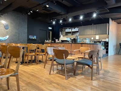 Interior of Middle Lane Coffee in Wilayah Persekutuan Kuala Lumpur