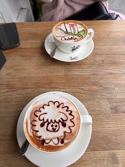 Beanhive Coffee Dawson Street atmosphere