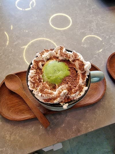 Kestar Coffee & Chocolate atmosphere