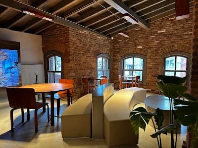 Spresso Co Roastery Coffee atmosphere