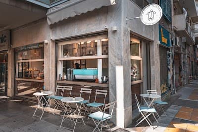 Interior of White Turtle Coffeehouse in Athina 106 82