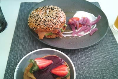 Nina - Brunch & Speciality Coffee atmosphere