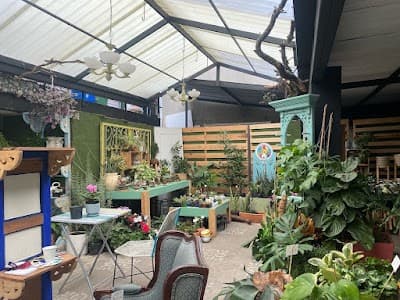 Bogota Coffee Roasters / Casa & Jardín