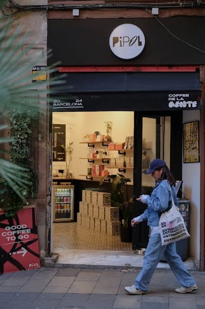 Interior of Pipol Coffee in Barcelona