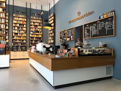 die espressonisten | Store, Craft Coffeeshop & La Marzocco Showroom coffee