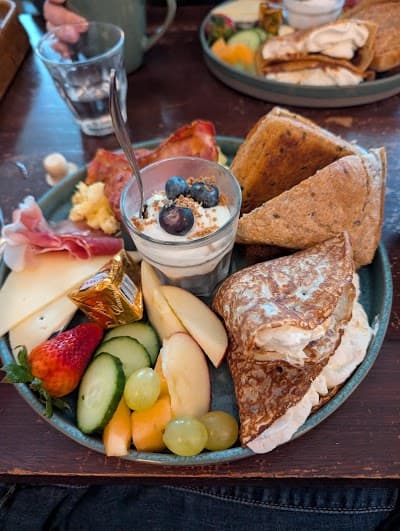 Guðrun's Goodies - Icelandic Café - Coffee Bar atmosphere