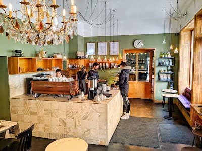 Röststätte Berlin atmosphere