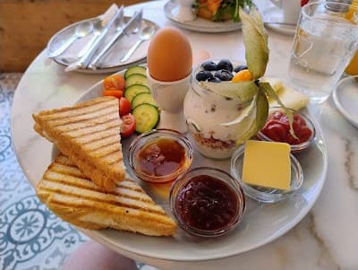 Le Brunch atmosphere