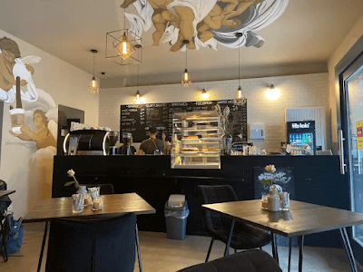 Interior of Kaffee Momente Berlin - Café Berlin in Berlin