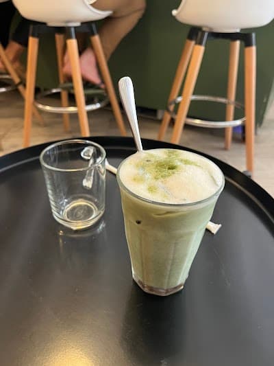 Le Maung Coffee Roaster by OMG coffee