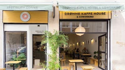 Interior of Drømme Kaffe House in Madrid