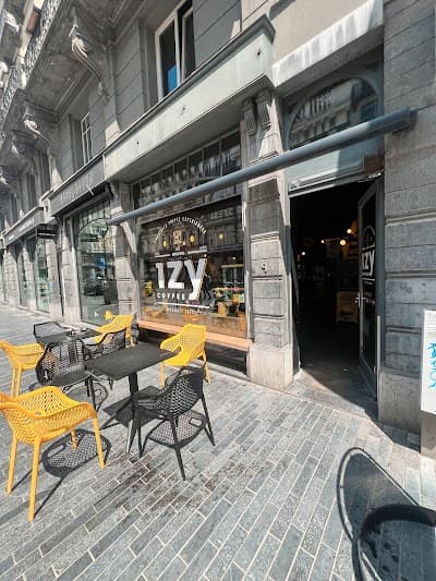 Interior of Izy Coffee in Bruxelles